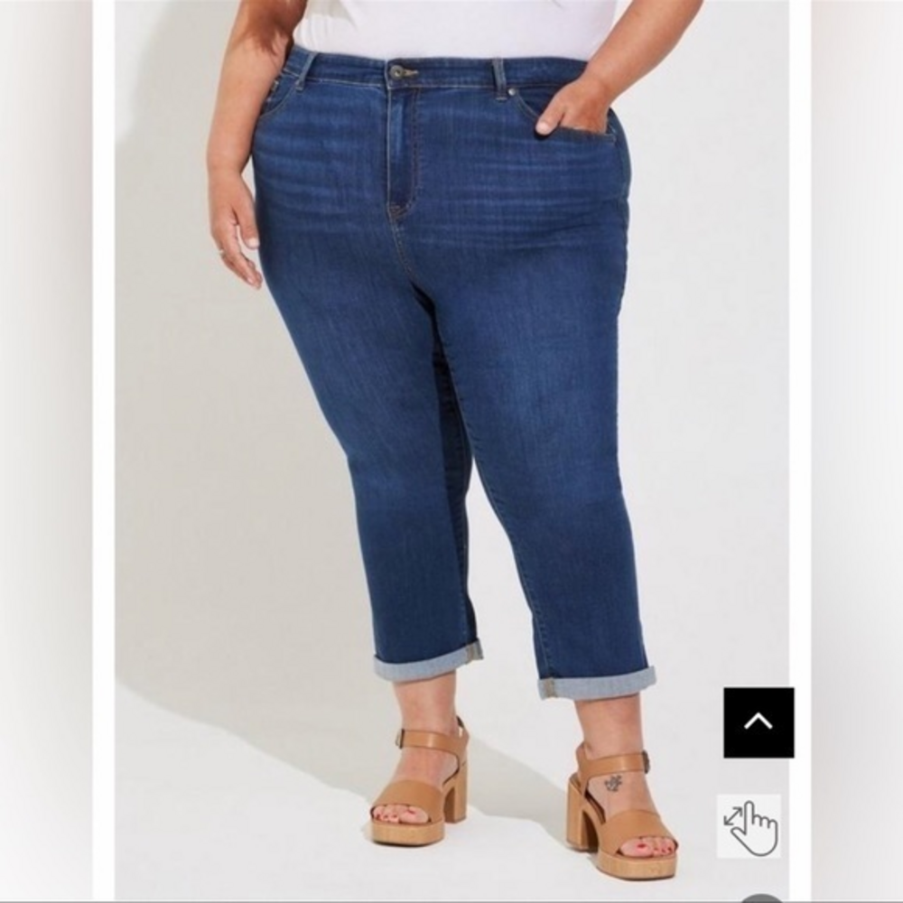 Torrid cropped skinny jeans mid rise pants‎ blue jeans soft denim size 26